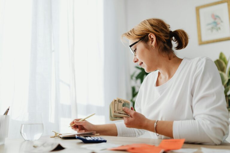A BIWEEKLY SAVING PLAN FOR FOOD LOVERS